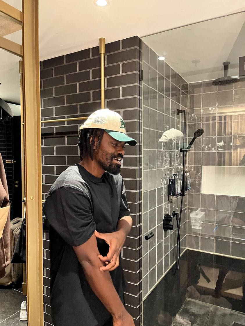 BRAABENK's tweet photo. New music soon…. #Asakaa https://t.co/JILym3LIqB