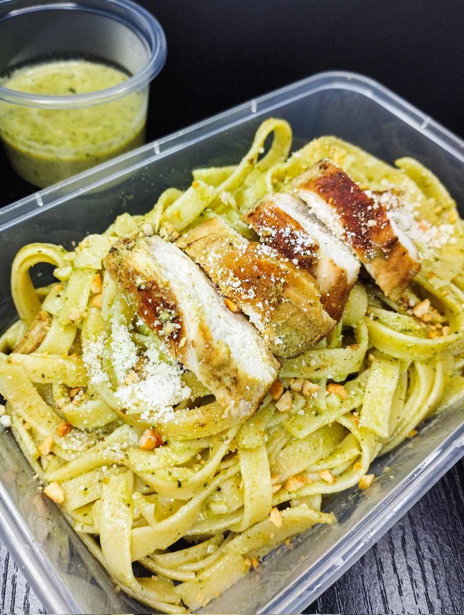 BrewADose's tweet photo. Pesto Pasta with Grilled Lemon Garlic Chicken https://t.co/6AsdzBUGZs