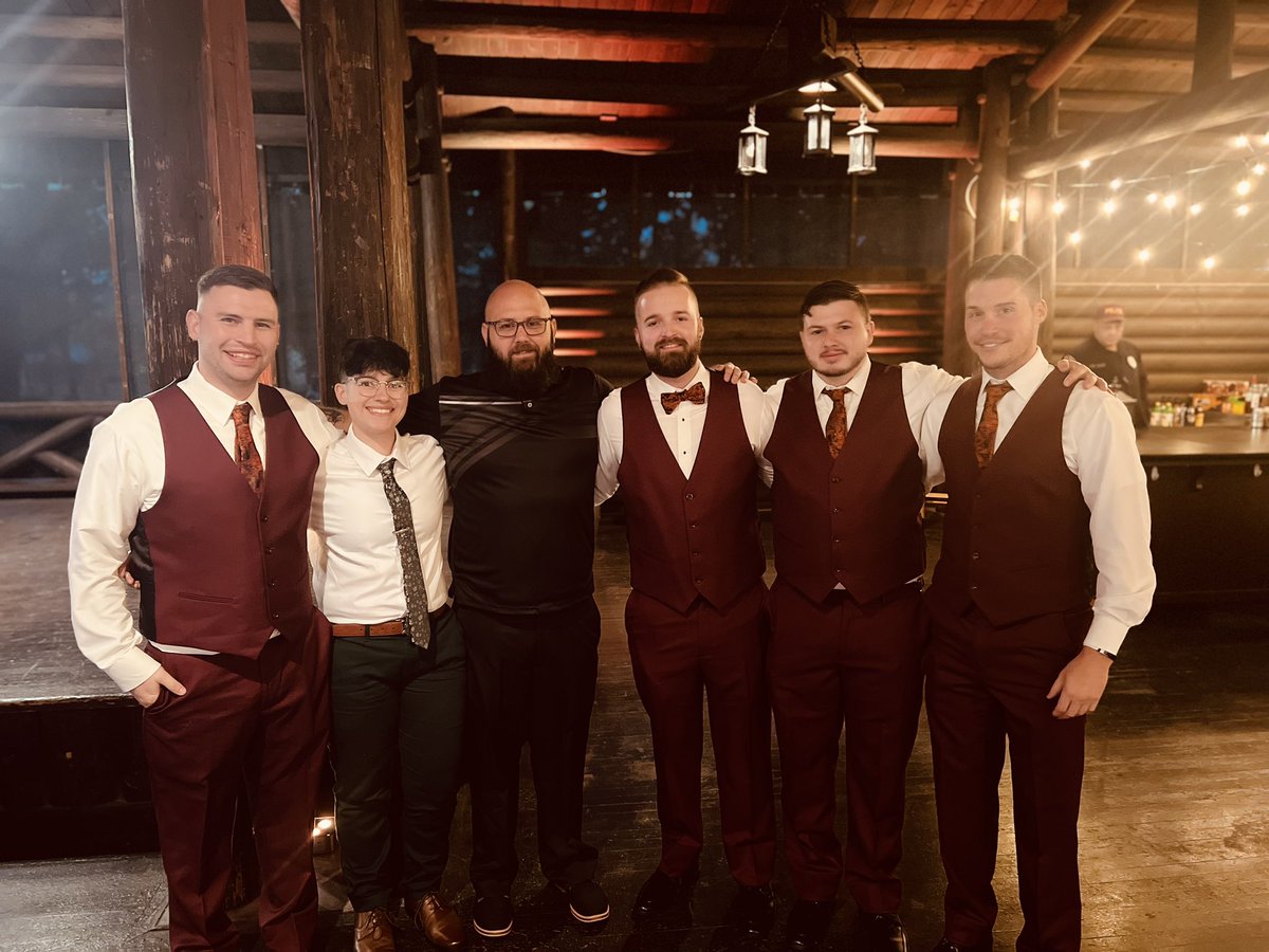 contumaciouslex's tweet photo. Congratulations to @Evoo_TV and @ladyevo48. Thank you so much for having Asantia and I on your beautiful day. It was so great to finally meet some friends I have been playing games with for years ❤️ @asaltydog225 @Frdmx1 @SmokeTires01 @Weavennnn https://t.co/wyXnNRD2zX