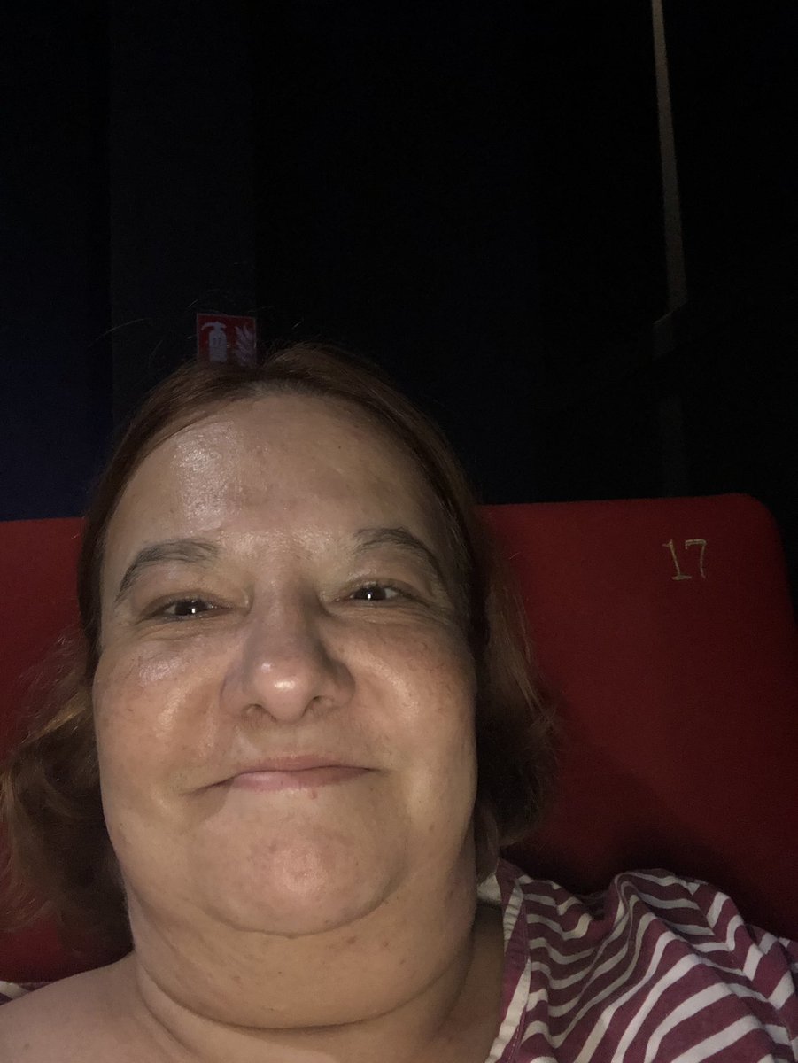 CeciliaJ17's tweet photo. C’est parti pour #LesTrolls3 Je vous dis ce que j’en pense à la fin ☺️
#cinema #lestrolls #lestrolls3 @UniversalFR https://t.co/L6oRfGu1AB