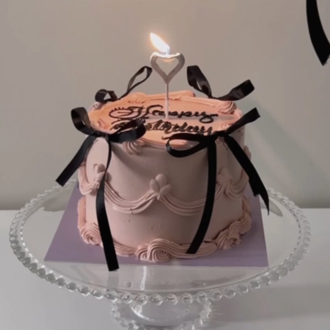 rabbitholesa tweet media