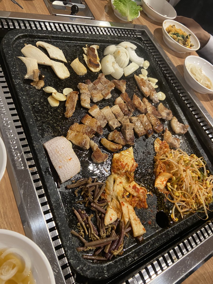 みんなで食べる焼肉は美味い😋

#ソウルグルメ