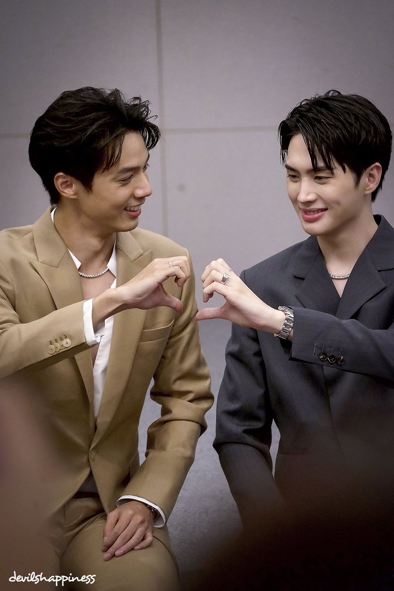 callmeisjomjam's tweet photo. อยากเห็น อินบทลุคคุณชาย เจ้าชายฟิลแบบ RWRB แต่นี่ยังหาอีกคนที่เหมาะสมกะสาริน นอกจากธัชพลไม่ได้เลอ แต่ฝันมันได้แค่ฝัน ไม่มีวันจิได้คัมแบค 🥹🥹
#innjob never die #อินจ็อบ
#innsarin #jobbiijob https://t.co/ObrDO7ctPg
