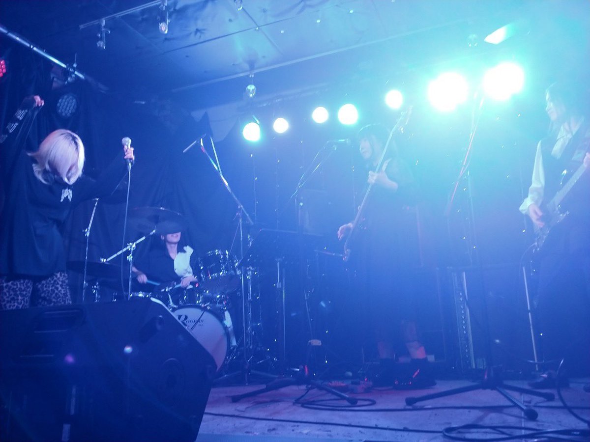 wonlan_sayaka's tweet photo. Mavisとしての初ステージ！
本当に���しかった🎸
#トイパ2023 https://t.co/NS2cQQvJ3s