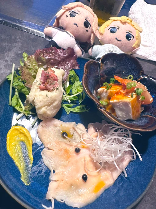 イベント終わりにアフターに参加させて頂いたんだけど、麻布十番にあるみつやさんにてお好み焼きコースを堪能してきたよ〜前菜はどれもお酒に合うものばかりで、しかもホットサラダに舞茸が入ってたり、豚平焼きやお好み焼きも出汁や素材の味が効いててとっても美味しかった〜〜 