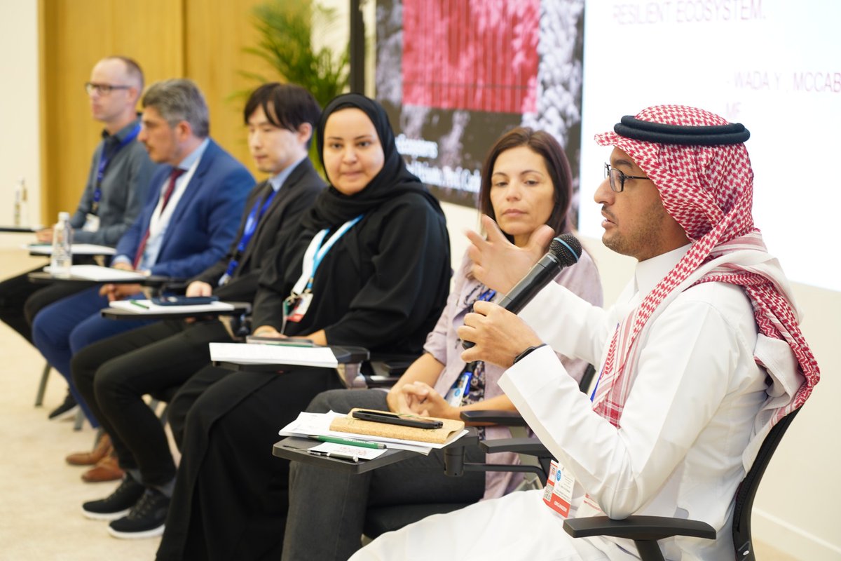 KAUST_News's tweet photo. During #MENAClimateWeek, #KAUST professors discussed with @KAPSARC and @aeon_collective experts the recent developments in mapping out future scenarios for #Saudi, highlighting the importance of taking action now to avoid the climate challenges of the future. https://t.co/vuxLewNXFS