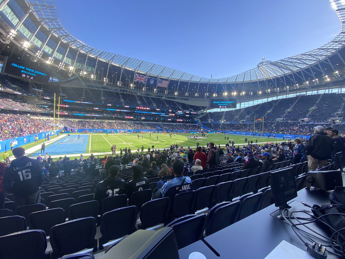 Who’s ready for some football 🏈🏈🏈