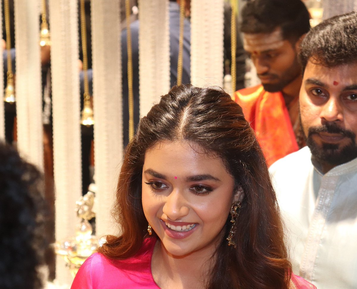 Keerthy Universe tweet media