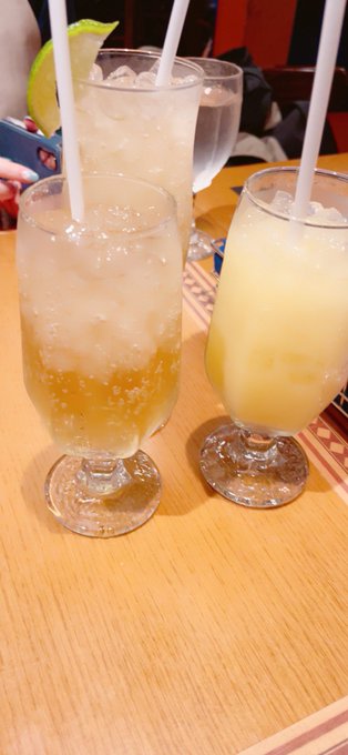 「飲み物 レモン」のTwitter画像/イラスト(新着)｜2ページ目