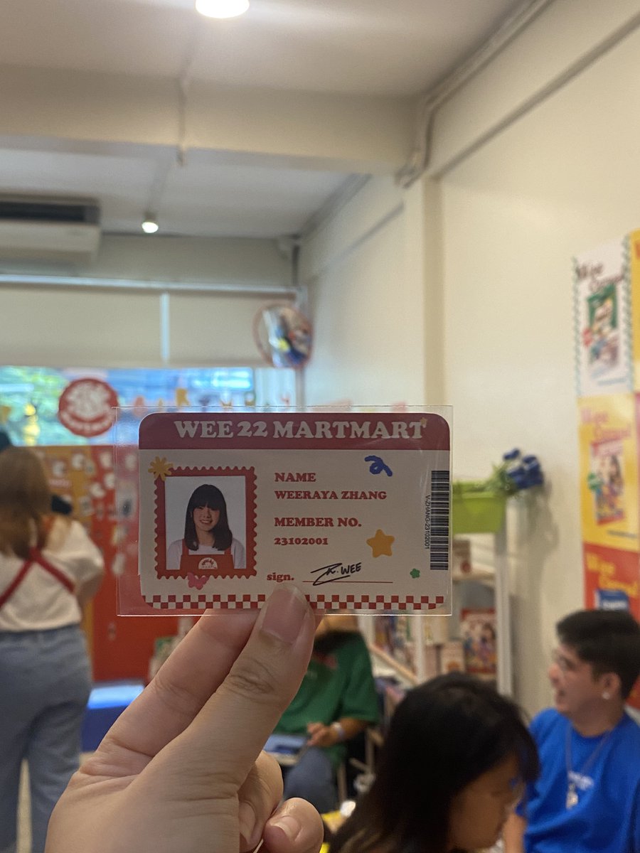 Sirii_iii's tweet photo. So cute 🤏🏻 

🛍️🛒🍅🌽

  #WEE22MARTMART https://t.co/1rWHor38mx