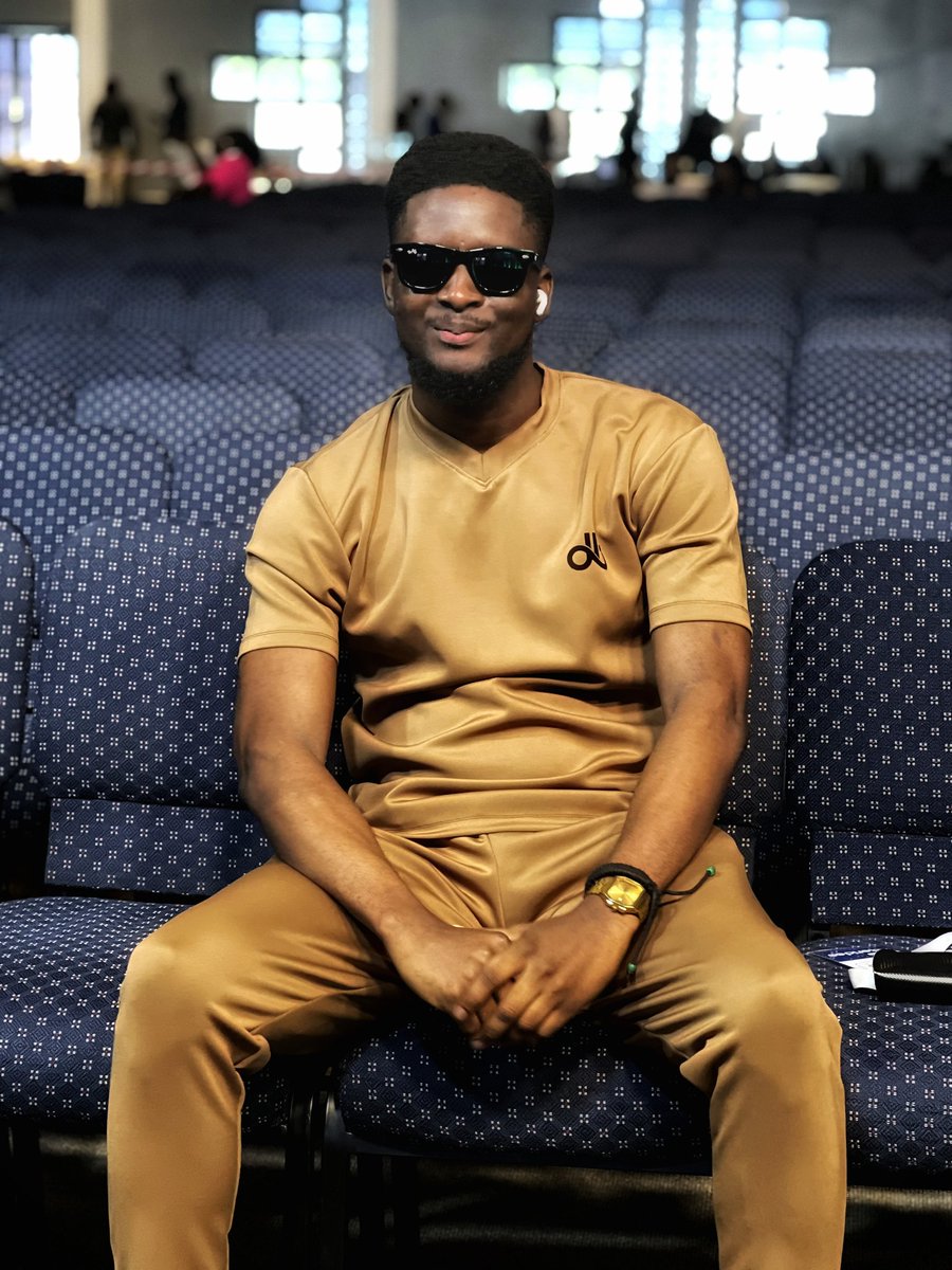 DOh_Bams's tweet photo. Take 3
#DataFestAfrica2023 #DFA23 #DFA2023
#NotTheirMate #legendaRy
πΈ: @starboy_abefe https://t.co/xGJkvn3CDo