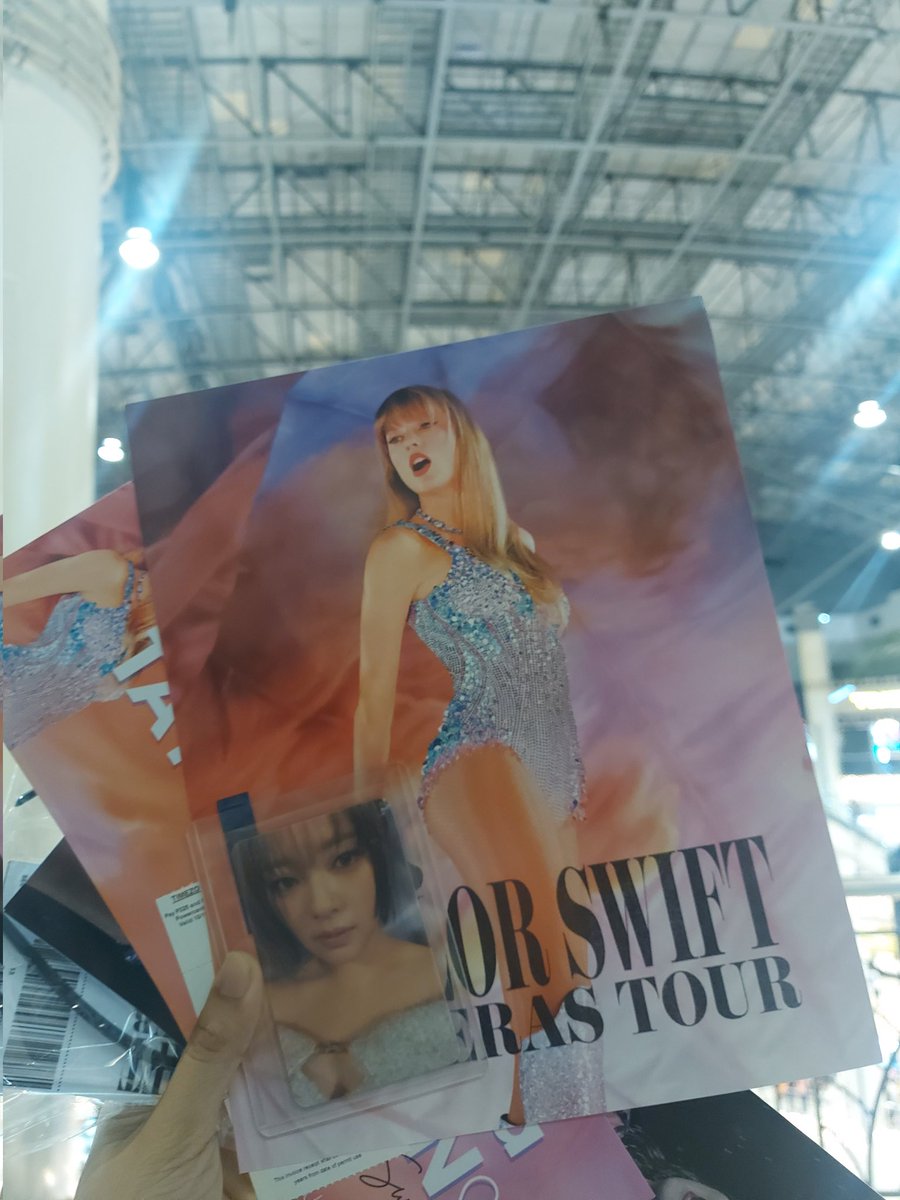 Yooki13yoo's tweet photo. Thank you so much ✨️❤️ @dnsxrll_ for GA 🙇♀️ My JY2 just arrived #den_proofss and I already had a movie date with JY2 pc. This is my first time winning ga. 감사합니다 🥹✨️🫶 https://t.co/uqXDlruIyA