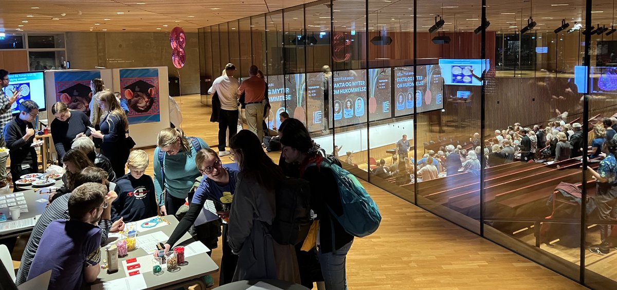 Great fun at Culture Night 2023 at the University of Copenhagen playing with Lego and telling glyco-tales. Thanks to Tommy Jaroentomeechai, Janneke Elzinga, Zofia Karolina Szulc, Felix Goerdeler, Kasper Budolph Pedersen, Katarina Madunic, Sally Dabelsteen and Fredrik Wandall.