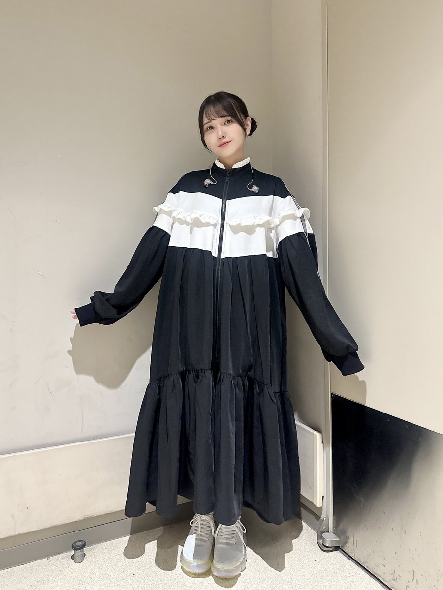 kitoakari_1016's tweet photo. たくさんの方にお祝いしてもらえて、いい歳を迎えられそうです☺️✨
本当にありがとうございました‼️✨
カラオケコーナー楽しかったなあ…しっかりバッチリ盛り上がってくれたの聞こえた‼️自分の好きな曲を歌って聴いてもらって喜んでもらえるの最高だしありがたすぎるなあ…☺️ https://t.co/5Izl1uwRah