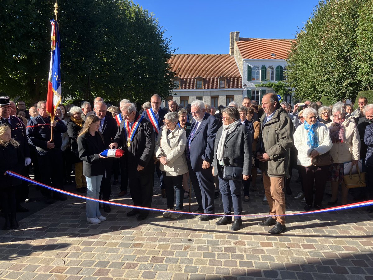 hautsdefrance's tweet photo. ✂️ Aujourd’hui, la Région #hautsdefrance inaugure le clos de l'église Notre-Dame-de-l'Assomption de #Warhem.
✅ La Région, proche de ses communes, a financé ces travaux à hauteur de 54 874€.
Cc @MarieLermytte https://t.co/nS3B4zPtDw