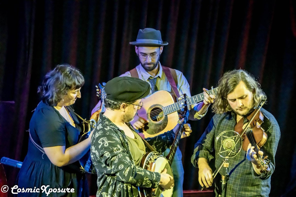 CosmicXposure's tweet photo. A big thank you to @TrueFoxes and Old Baby Mackerel for a SOLD OUT gig on Friday #truefoxes #oldbabymackerel #acornpenzance #concertphotography #penzance #cosmicxposure https://t.co/D6Q9ae7AbE