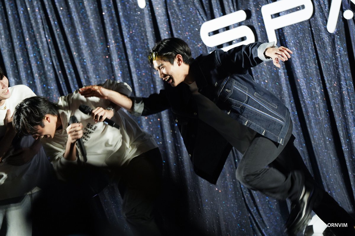 ornvim's tweet photo. ความเละเทะนี้ ตีดีมั้ยจมนน 🤣🤣🤣

#MyFourthShineNineteen
#Fourthnattawat 
#Gemini_NT
#GeminiFourth https://t.co/275238KUNA