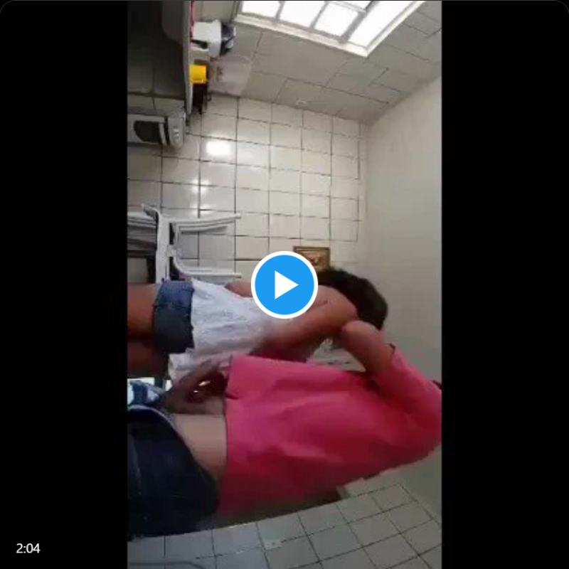 DemuthShar85243's tweet photo. Viral hijab mesum bareng Pacarnya Bokep￼ 

video bokep indo viral terbaru lainya di profil bokep jepang