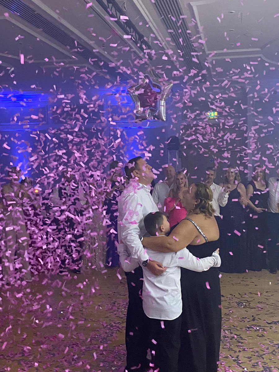 LibbyMaesAngels's tweet photo. This is how we end a Libby Mae party #doingitforlibby #LibbysBall2023 https://t.co/HGn39609C6