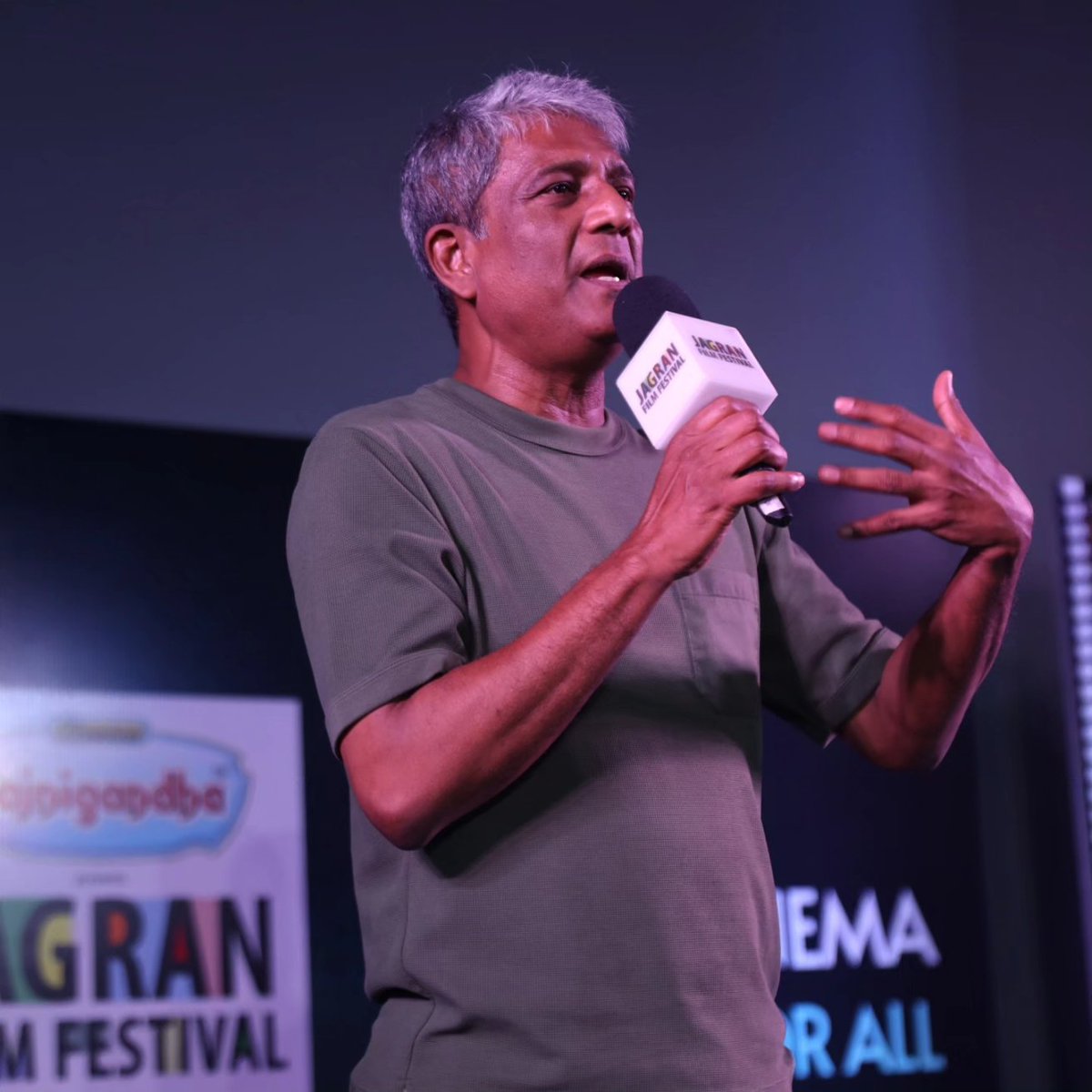 jagranfilmfest's tweet image. Mumbai welcomes the illustrious actor Adil Hussain to the Jagran Film Festival! 🎥✨ Get ready for a cinematic extravaganza that will leave you spellbound. #JagranFilmFestival #AdilHussain #MumbaiChapter