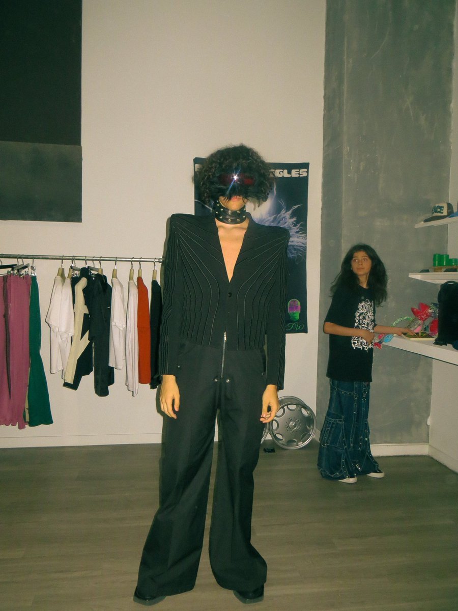 trevoskiii's tweet photo. 10/7 Orlando popup https://t.co/UW0soQL5SV