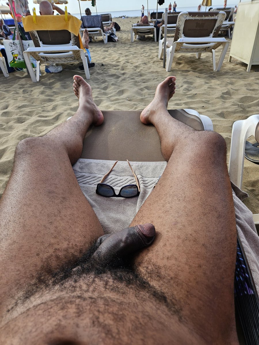 Helps to post the pic.  

Who is joining me on the beach in paradise?  #grancanariafetishpride #gaysinnature #nudist #bottomswhotop #flacid