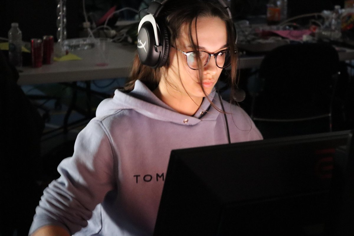 AGR (@annagrais) on Twitter photo Desværre opnåede vi ingen bemærkelsesværdige resultater til NPF, men det har sq været hyggeligt at møde og spille med alle m8sne 😁
<a href="/Bloodypeek/">Bloody</a>
<a href="/BubzThemyth/">Bubz ✪ TheMyth</a>
<a href="/FREDERIK__cs/">Frederik</a>
<a href="/ZQCcs2/">ZQC</a>
<a href="/kENN1N/">Kenni Nielsen</a>
<a href="/FragOutEsport/">Frag Out Esport</a> Desværre opnåede vi ingen bemærkelsesværdige resultater til NPF, men det har sq været hyggeligt at møde og spille med alle m8sne 😁
<a href="/Bloodypeek/">Bloody</a>
<a href="/BubzThemyth/">Bubz ✪ TheMyth</a>
<a href="/FREDERIK__cs/">Frederik</a>
<a href="/ZQCcs2/">ZQC</a>
<a href="/kENN1N/">Kenni Nielsen</a>
<a href="/FragOutEsport/">Frag Out Esport</a>
