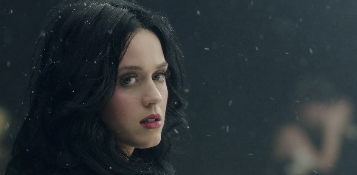 PopCrave's tweet photo. 10 years ago, Katy Perry released "Unconditionally." https://t.co/V41b21APYi