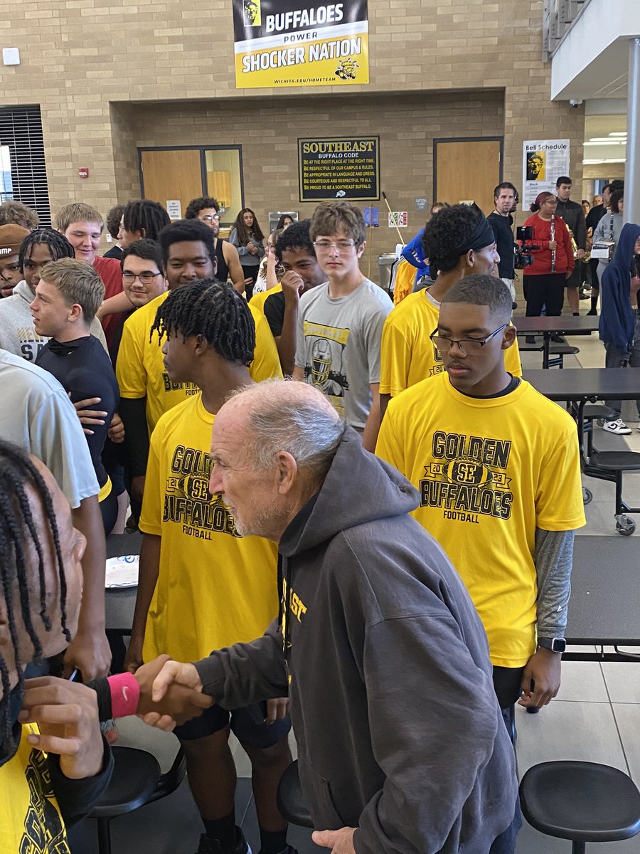 Buffalo Bob made an appearance to Senior night! He has been to over 6,000 SE games! His heath is making it difficult to make it to all games, and we are so grateful for him and his love for SE! 🥹🤍💛🖤