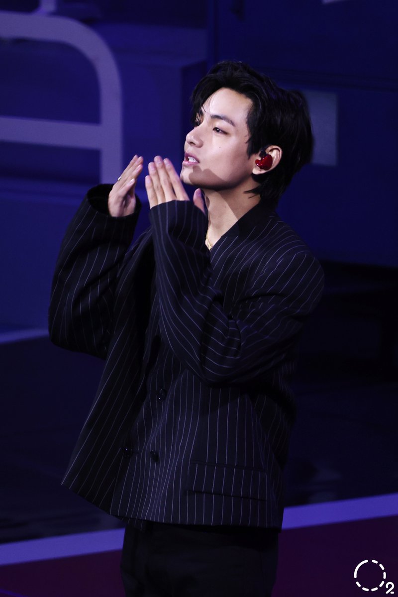 _oxygenO2's tweet image. 231014 태형 뷔크닉

🌌

#뷔크닉
#TaehyungFanMeeting
#태형 #뷔 #V #BTS  #방탄소년단
@BTS_twt