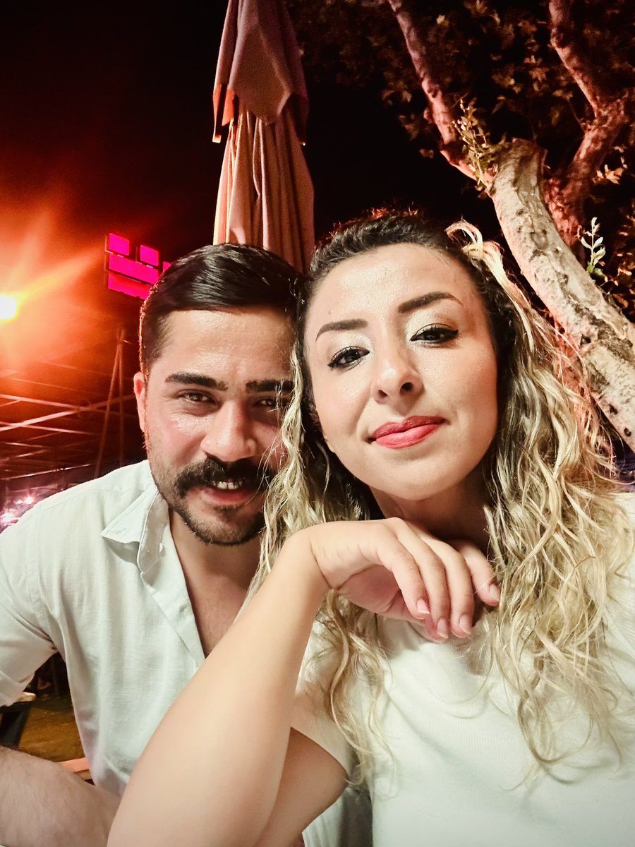AtikeBaksi's tweet photo. Yol arkadaşın kalbine denk ise, dağlar da aşılır, denizler de geçilir.🍀🧿 #Enbüyükşansım https://t.co/40TCe7ySY8