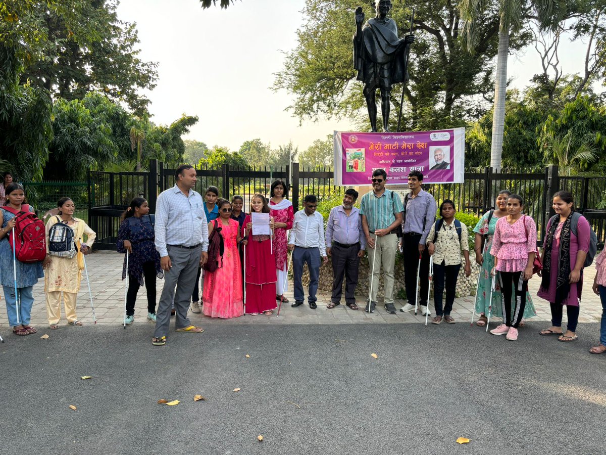 drfindia23's tweet photo. World White Cane Day, The members of the Disability Rights Front.(DRF) @narendramodi @LtGovDelhi @ArvindKejriwal @Delhiuniversit @PMOIndia @UnivofDelhi #universityofdelhi https://t.co/dBJ8jlDVSO