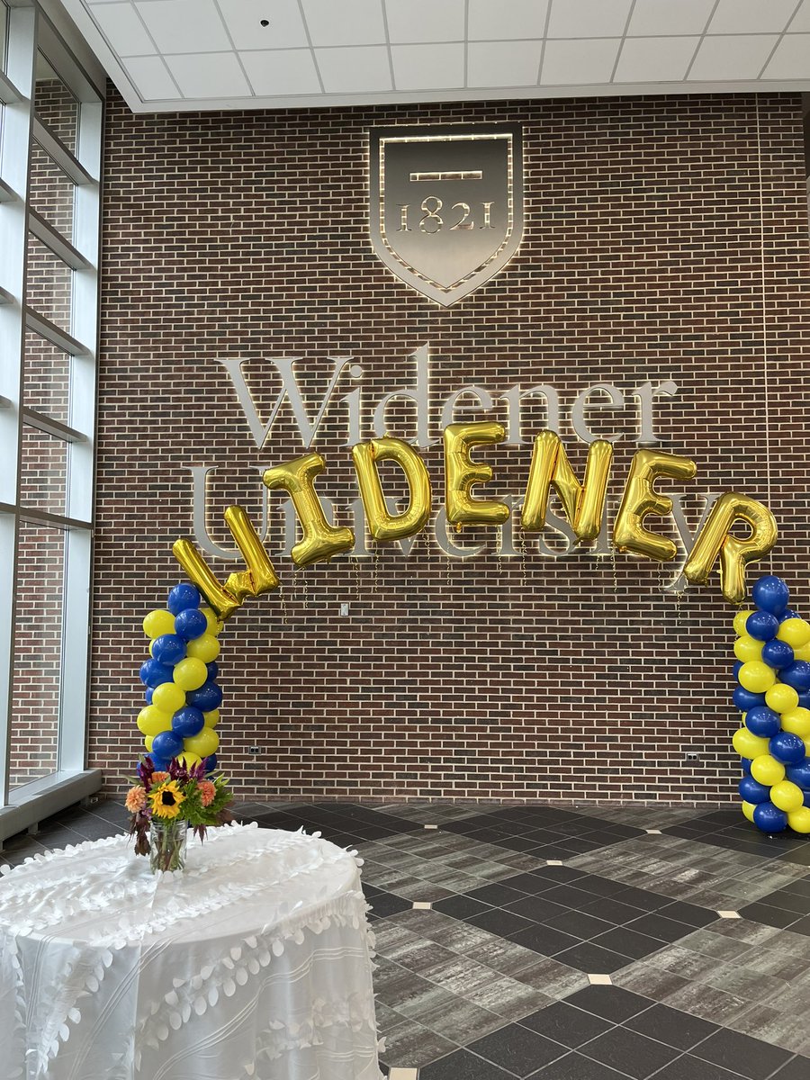 dj1vessi's tweet photo. Had a great time @Widener_FB yesterday. Thanks for having me on campus!

@Coach_Barry
@BMurphyAR
@CoachBossHogge
@CoachJWaters_
@_dsweger
@westcbfootball https://t.co/o1G3f3PkKJ