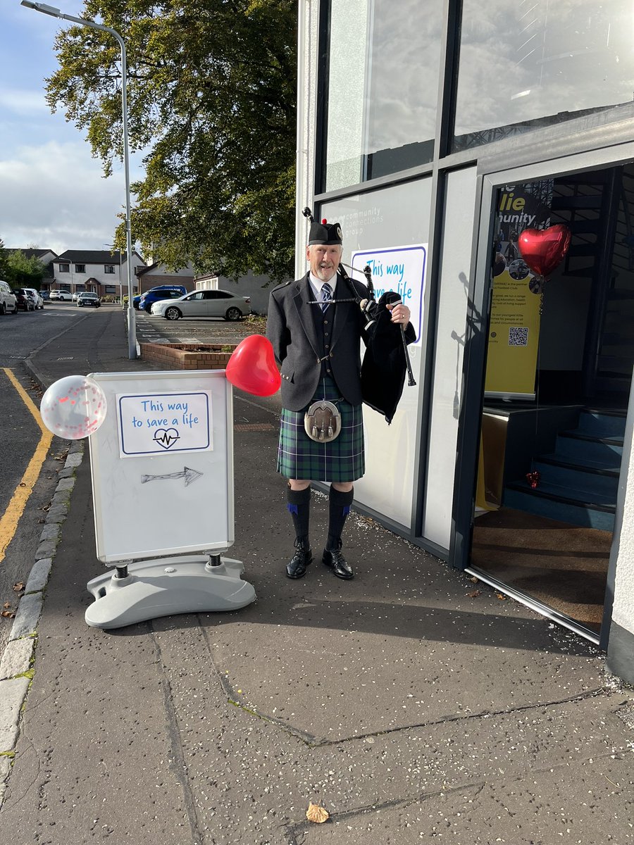 Rachel Cox tweet media