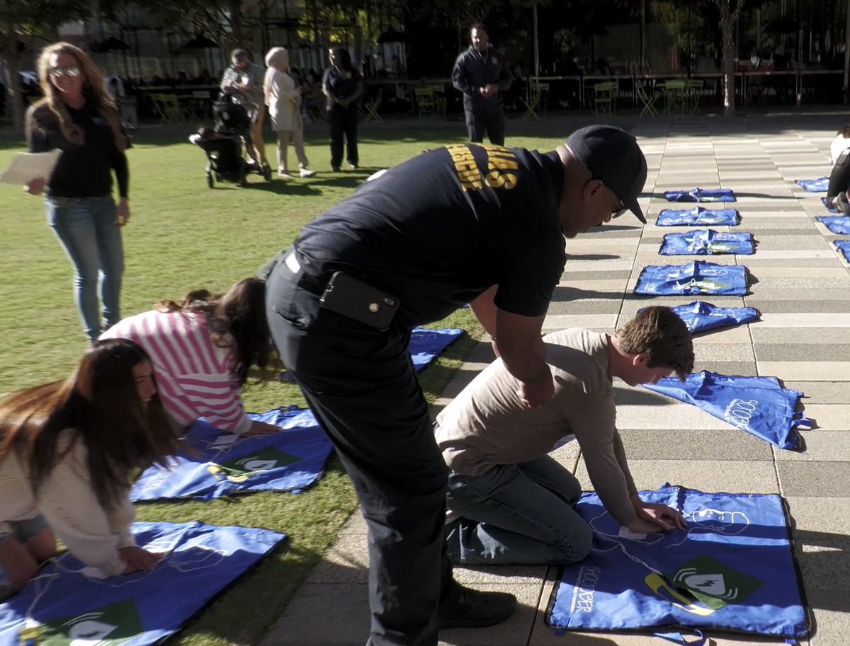 shoctoberaed's tweet photo. #SHOCTOBER @klydewarrenpark https://t.co/HPgkUKfVVp via @YouTube https://t.co/azaN7vDUM4