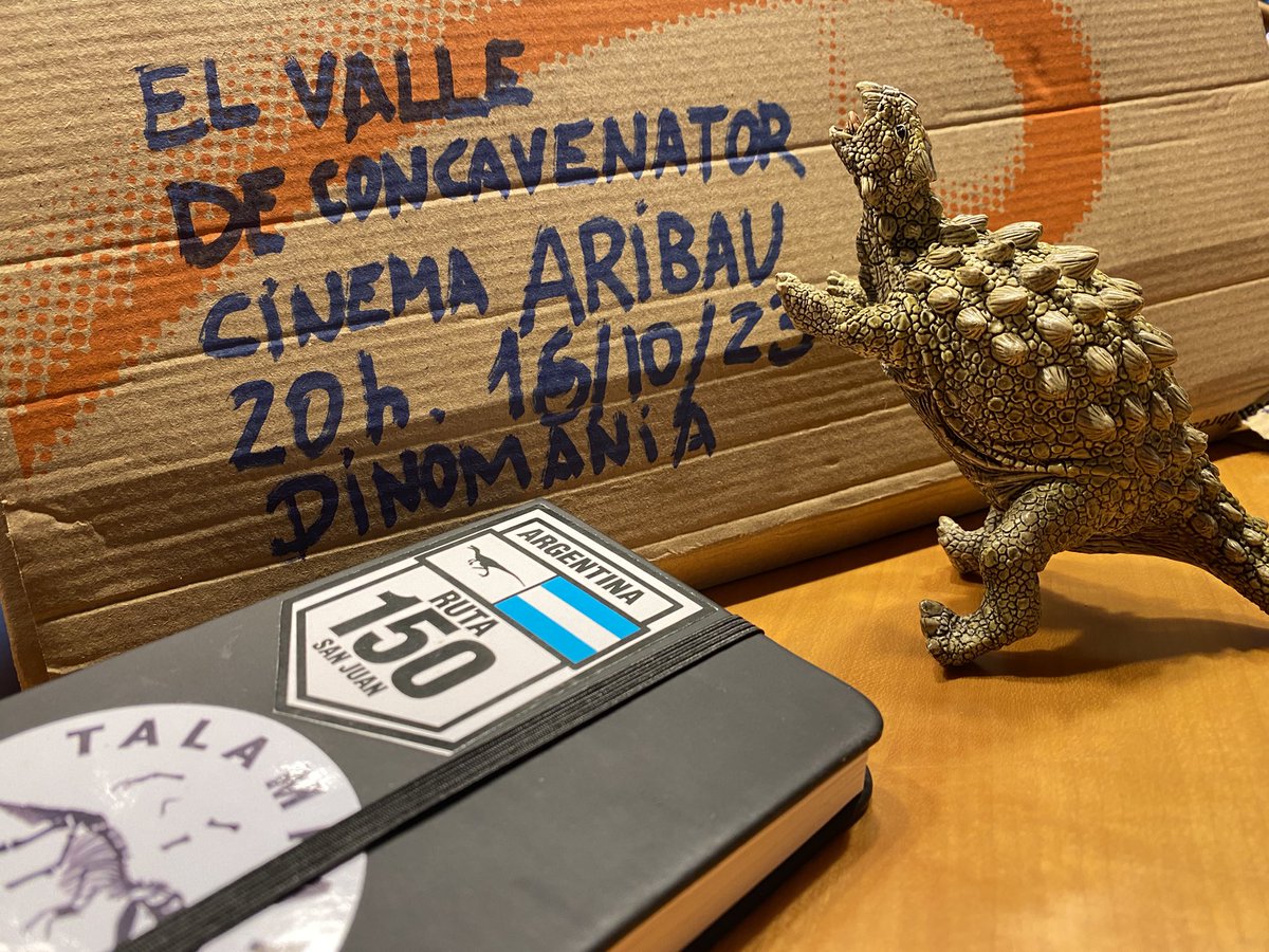 SerrallongaJ's tweet photo. 16oct,20h
Junto a @VMatellano,@aangelsala y el duet #dinosaurio #Gwangi/  #Concavenator,os espero en #CineAribau

#Ciencia y #cine en el estreno en #Bcn de #ElValleDeConcavenator tras su paso por @sitgesfestival 22

Entradas:https://t.co/DG7csG1af3

@museuciencies https://t.co/xls6akFd5J
