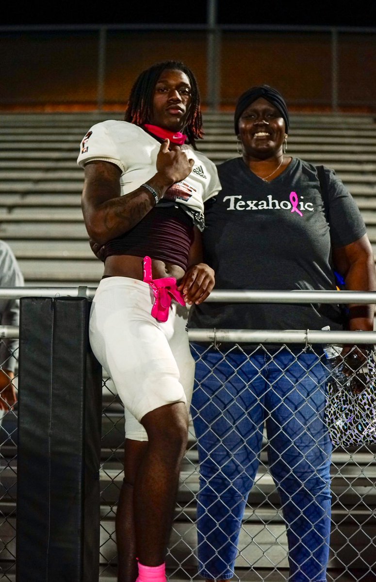 Breast Cancer appreciation post to the Queen herself💕💕. #BreastCancerAwarenessMonth #BreastCancerFighter