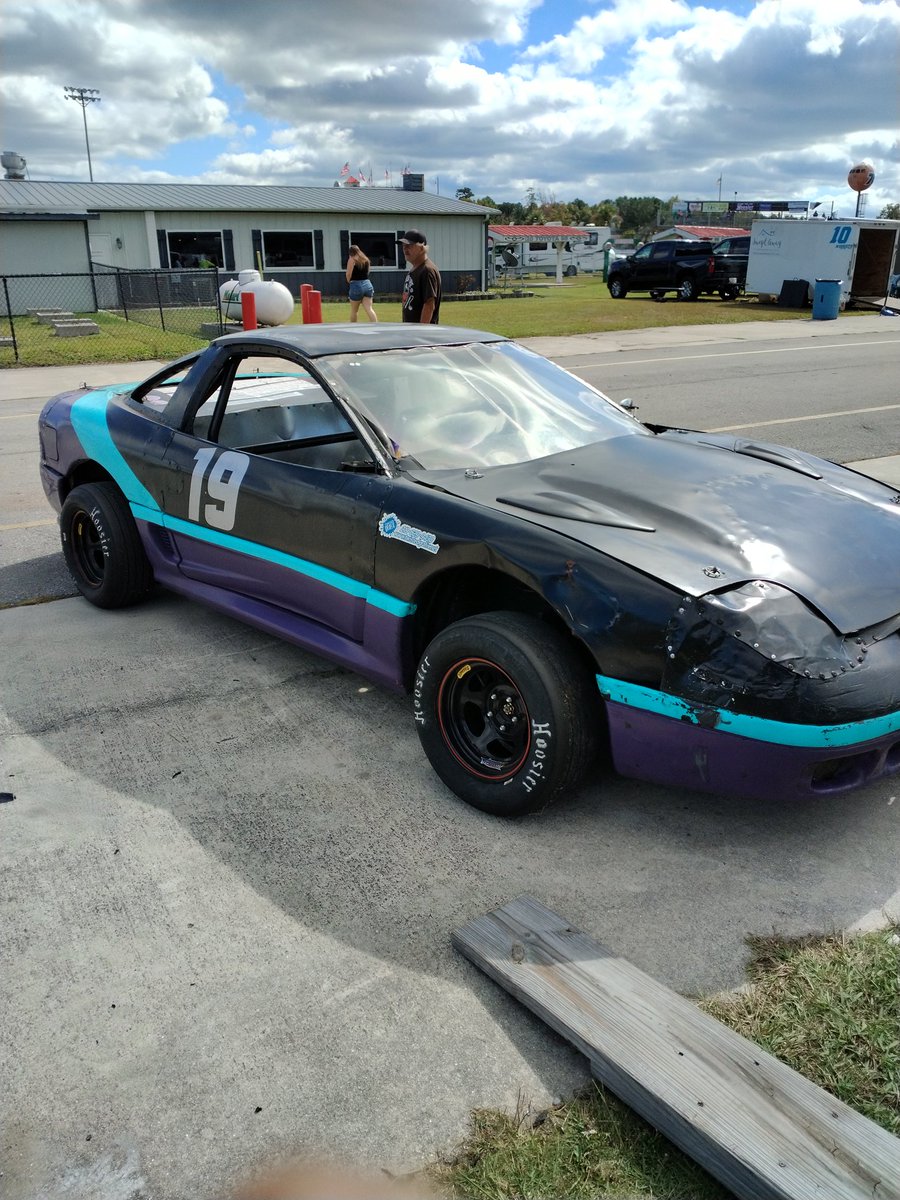 houser_team's tweet photo. Got the #19 on the pole and #13 in P3 for the UCat class. And, the #13 P2 in Mini Stock. Let's hope this momentum continues. https://t.co/c8yYZmbyMK