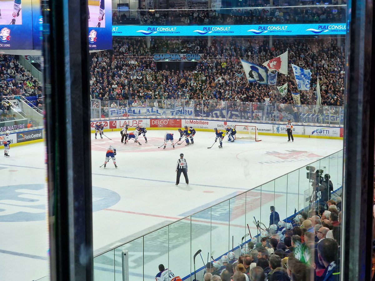 Das war der Höhepunkt meines Wochenendes: Cooler Ausflug mit dem @zsclions-Zug nach Ambri. #deZischmeh #mirsindzüri