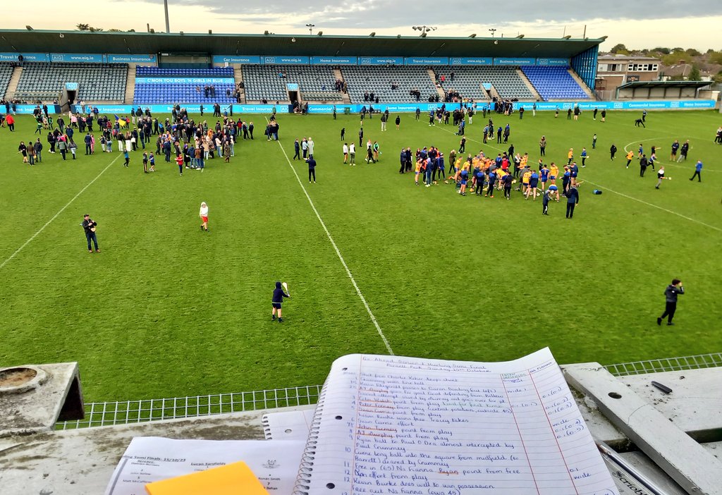 Another busy day in Parnell Park! 
Gonna need a new notebook! 📝😁
Extra time was required to settle the intense battle between @Bodengaa & @StVincentsGAA1 while @clgNaFianna booked their place in the @DubGAAOfficial Senior 1 Final with a win over @LucanSarsfields 
#GoAheadDSC