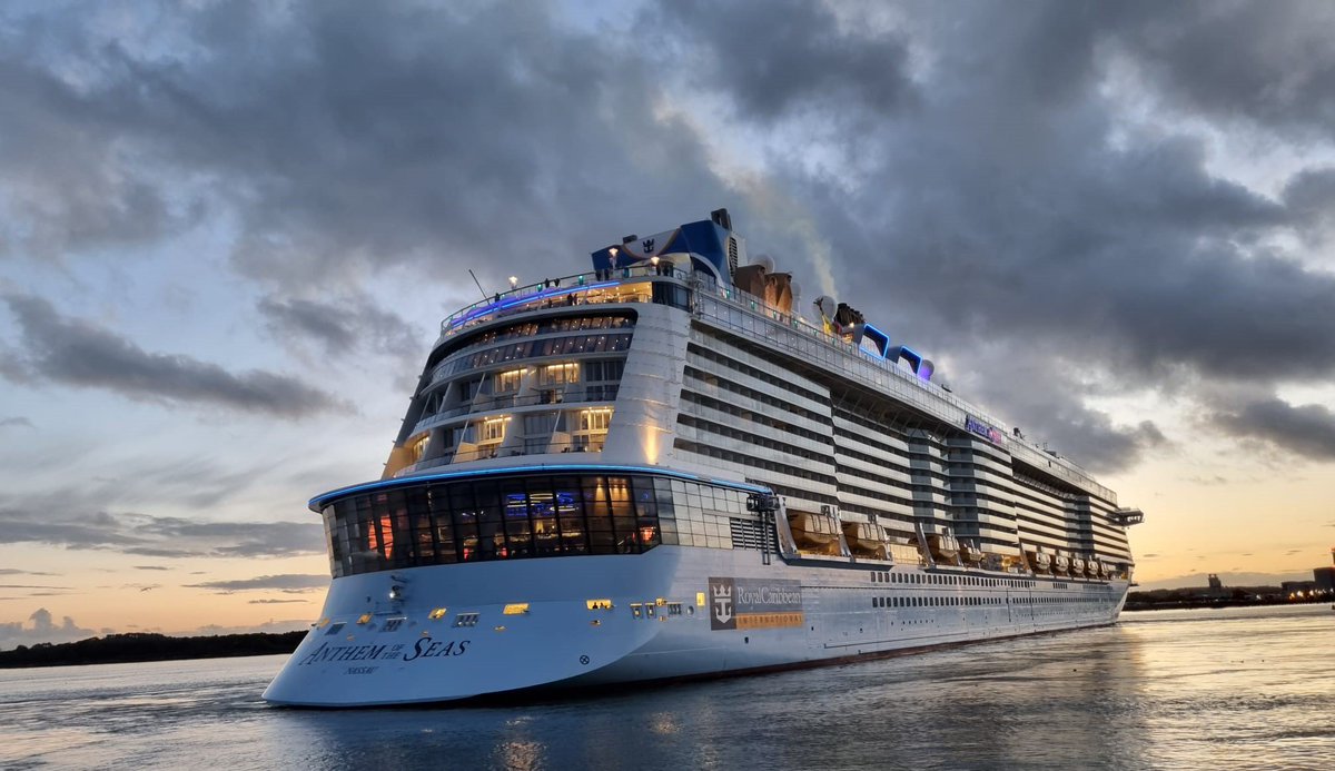 Smooth seas and a fond farewell to @MyRoyalUK Anthem of the Seas! 🚢 Today marked her final cruise turnaround in Southampton for 2023. A huge shoutout to our SCH cruise team for an epic year of impeccable service and unforgettable guest experiences. Until next year ⚓