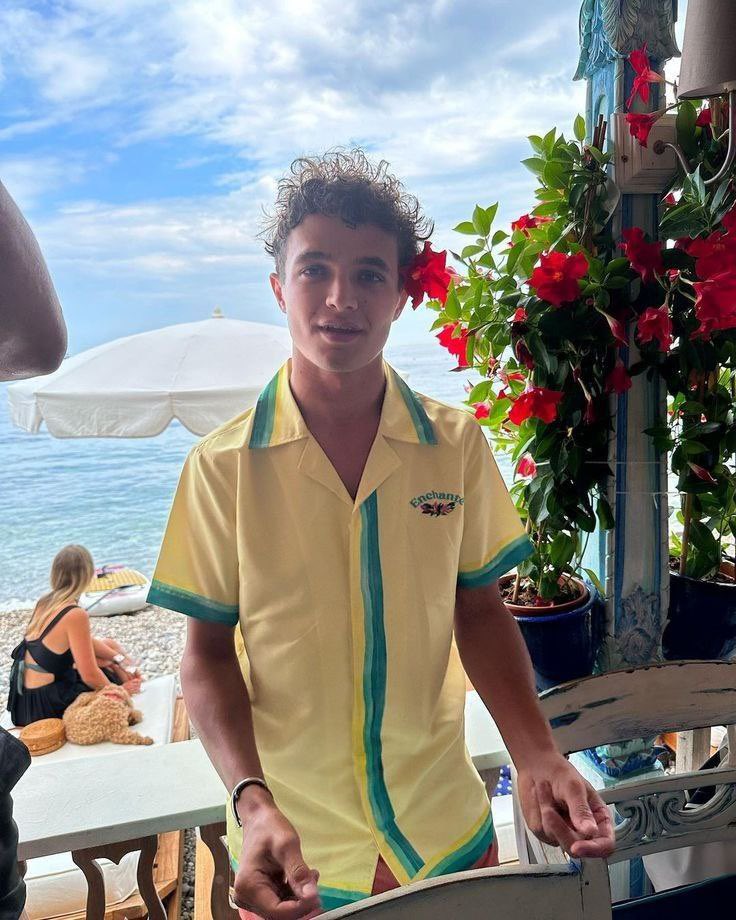 esmila_h's tweet photo. :::

#LandoNorris - beef broth noodles.

You know… there’s a russian childish joke “greedy beef with sausages stuffed and angry at everyone” 😂 https://t.co/QiJs7mW5td