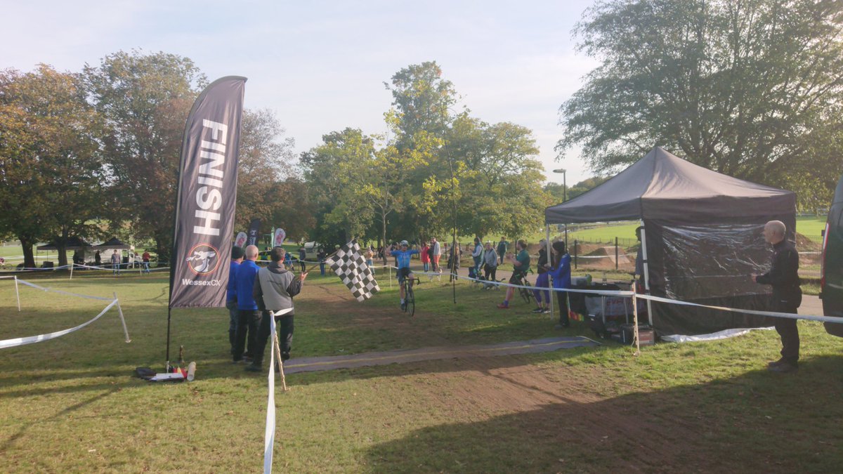 WessexCycloCross tweet media