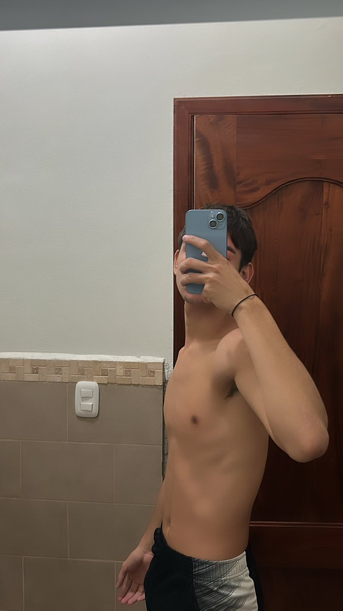 aarodri19's tweet photo. Tengo un enlace de prueba en mk biografía 🙈 https://t.co/CEL4wAeRkd
