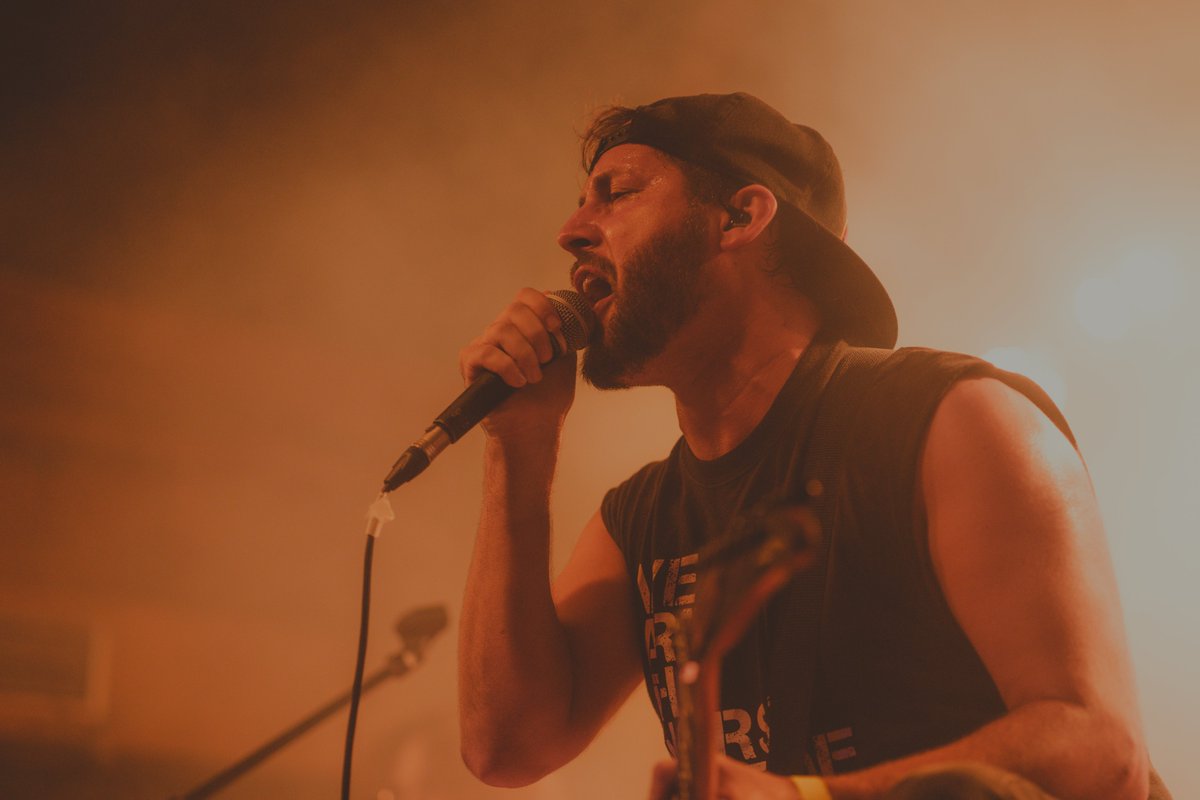 🔥SOLD OUT🔥
Ayer formasteis parte de la jodida noche del año, BARCELONA INVADERS!
Una sala Bóveda a reventar, dándolo todo desde el minuto 1, os partisteis el cuello sin parar durante los 3 bolos.
SOIS LA REHOSTIA
Gracias a todo el mundo que lo ha hecho posible!