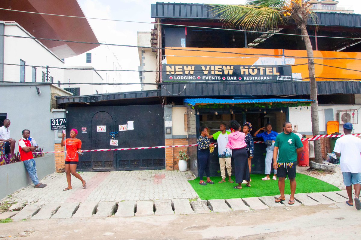 LasepaOfficial's tweet photo. Today, Sunday, 15th October  2023, the Lagos State Environmental Protection Agency has taken action by locking the New View Hotel in Victoria Island, Lagos. 
This move is part of the agency's continuous endeavors to combat noise pollution and address environmental infractions. https://t.co/J4b6Zx3i7R
