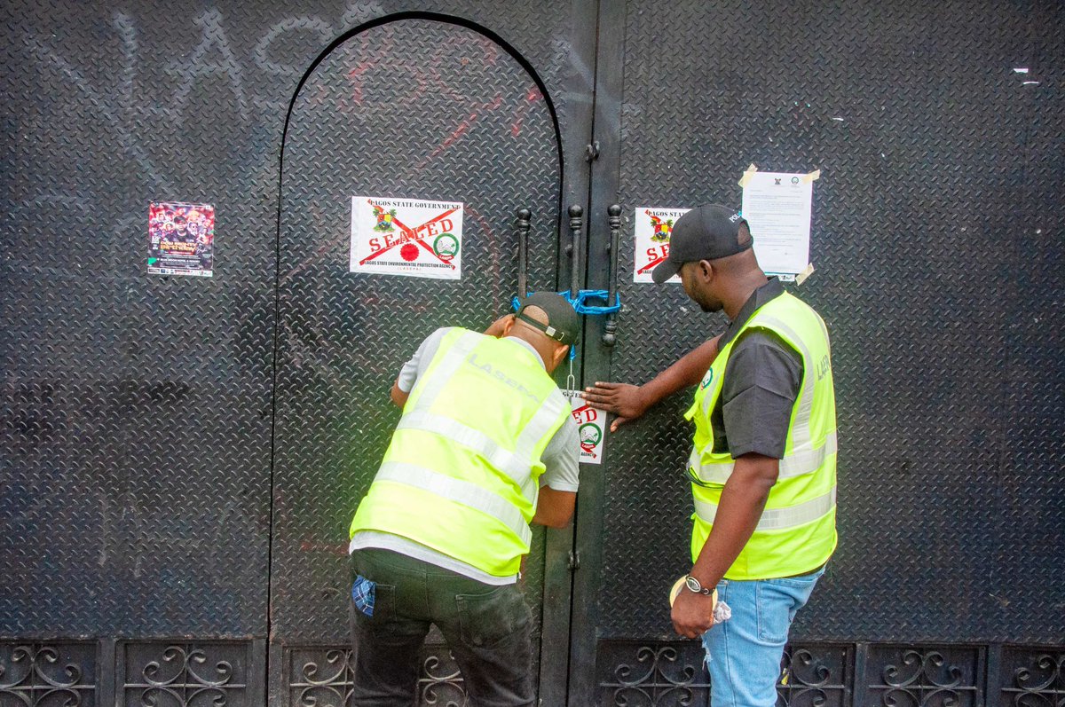 LasepaOfficial's tweet photo. Today, Sunday, 15th October  2023, the Lagos State Environmental Protection Agency has taken action by locking the New View Hotel in Victoria Island, Lagos. 
This move is part of the agency's continuous endeavors to combat noise pollution and address environmental infractions. https://t.co/J4b6Zx3i7R