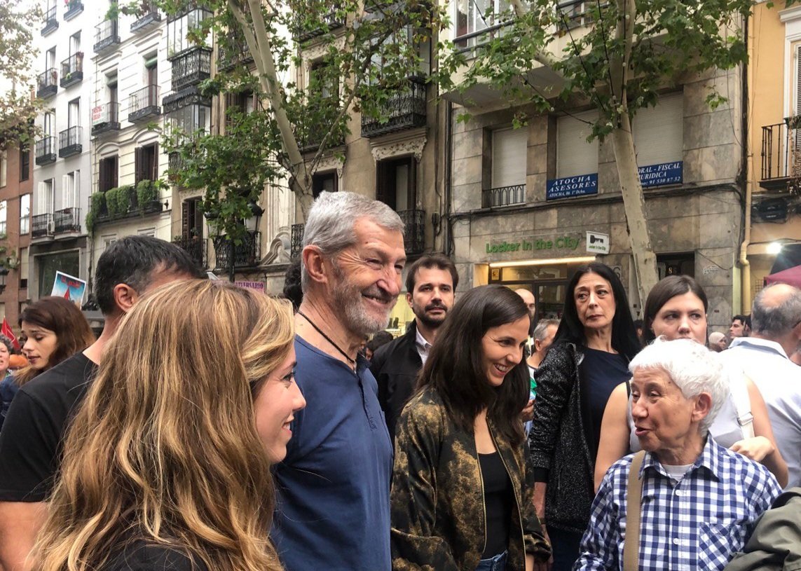 Julio_Rodr_'s tweet photo. Madrid sale a la calle en apoyo a Palestina, al grito de "No es una guerra, es un genocidio".
#NoEnMiNombre
#MadridConPalestina https://t.co/f0FuYksCJp