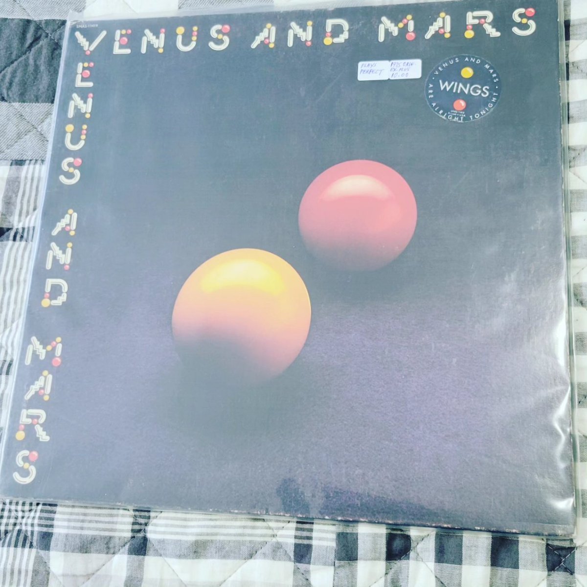 NerdyCheeseCurd's tweet photo. Some of my haul from the #halifaxrecordfair yesterday. https://t.co/4goQN4wy4D