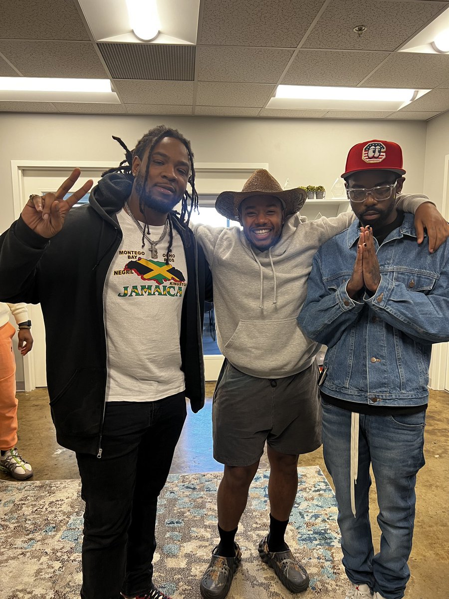 What this collaboration sound like ?